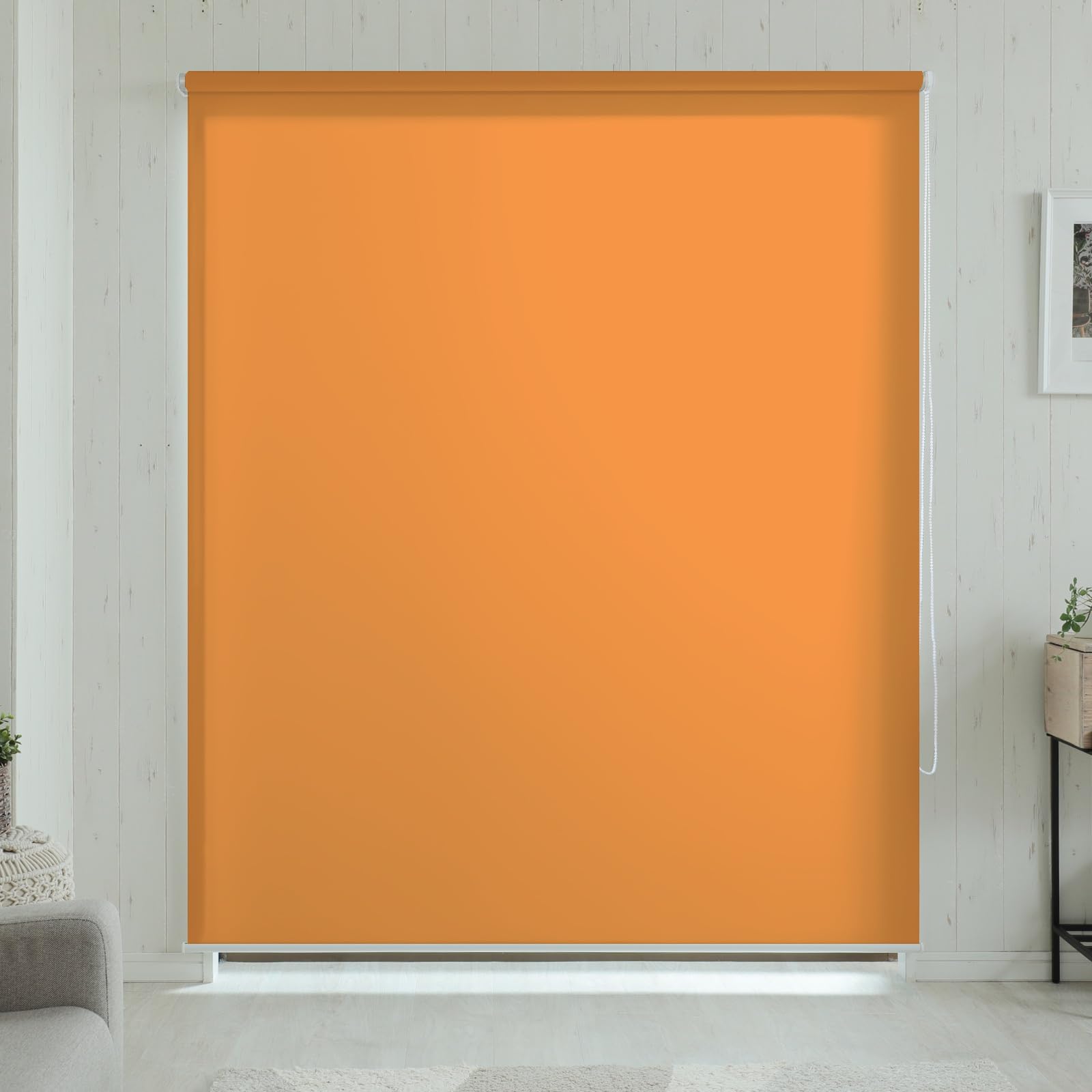 オーダーメイドオレンジ手動ロールスクリーン 壁面取り付け オーダーメイドオレンジ手動ロールスクリーン 壁面取り付け